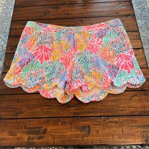 NWOT Lilly Pulitzer Buttercup Shorts Sz 14